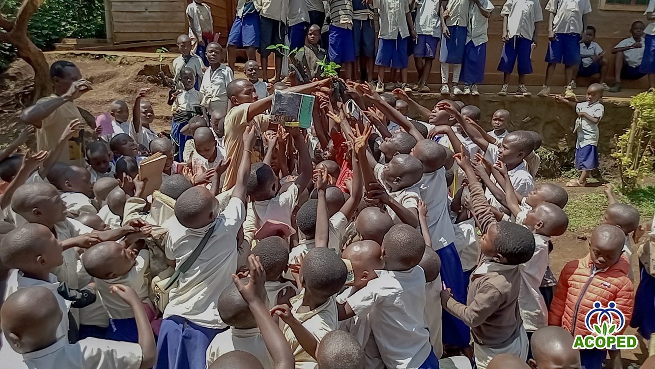 Promotion de l’apiculture : ACOPED Asbl mobilise les écoles de Cibinda et d’Ikambi pour la protection de…